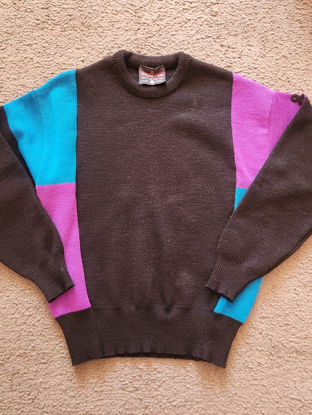 Vintage DEMETRE Women's Sweater Small Black Purple Wool Made USA Apres Ski